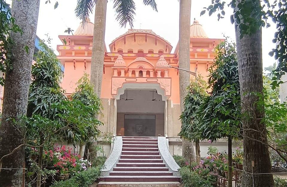 The temple building of Singerkone Ramkrishna Ashram